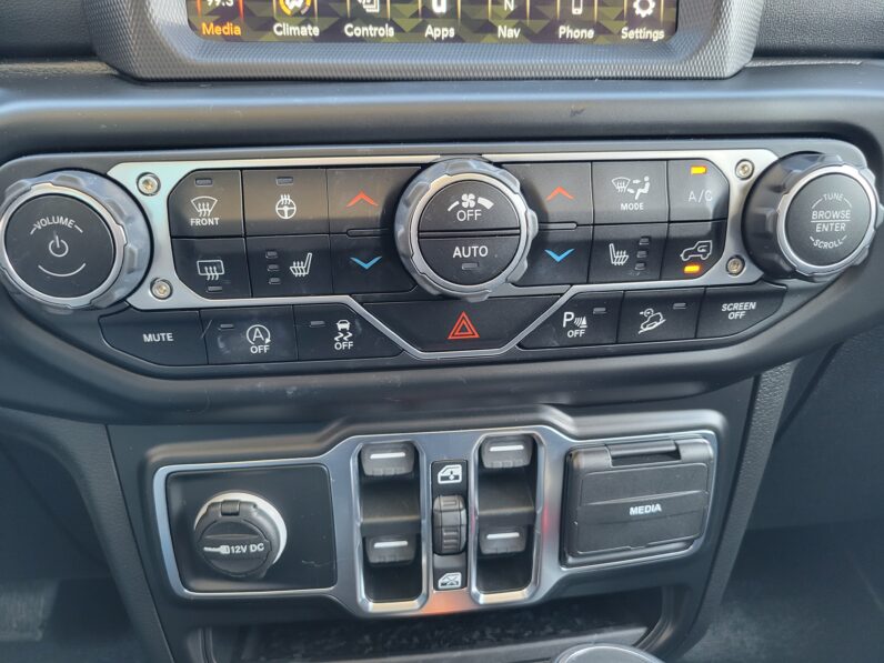 2020 Jeep Wrangler Sahara